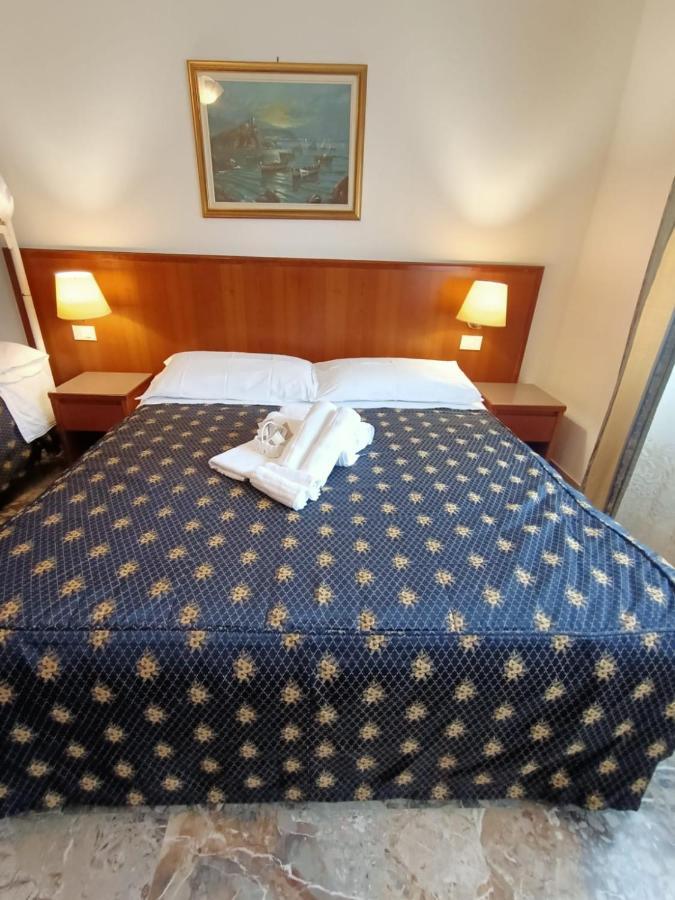 Domus Cesena Hotell Eksteriør bilde