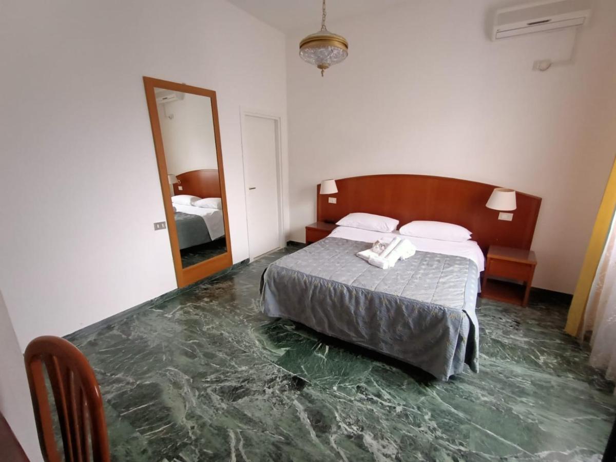 Domus Cesena Hotell Eksteriør bilde