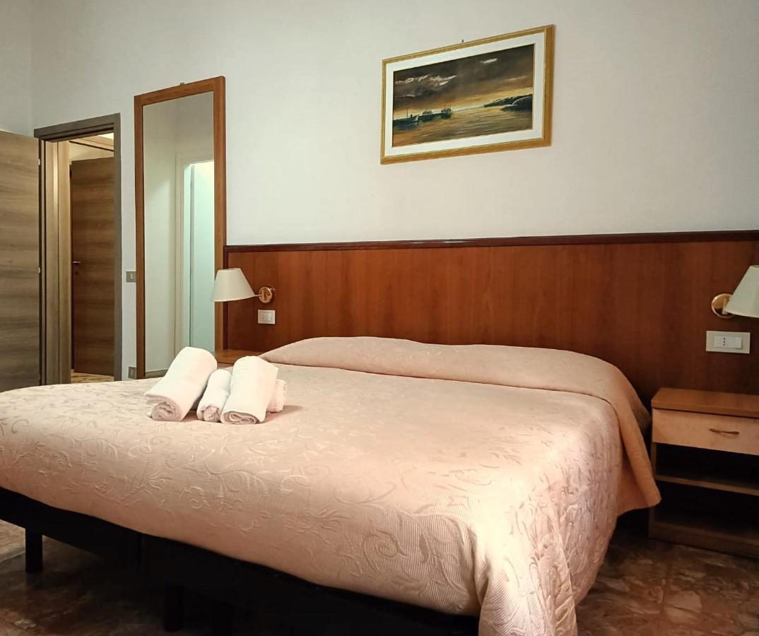 Domus Cesena Hotell Eksteriør bilde