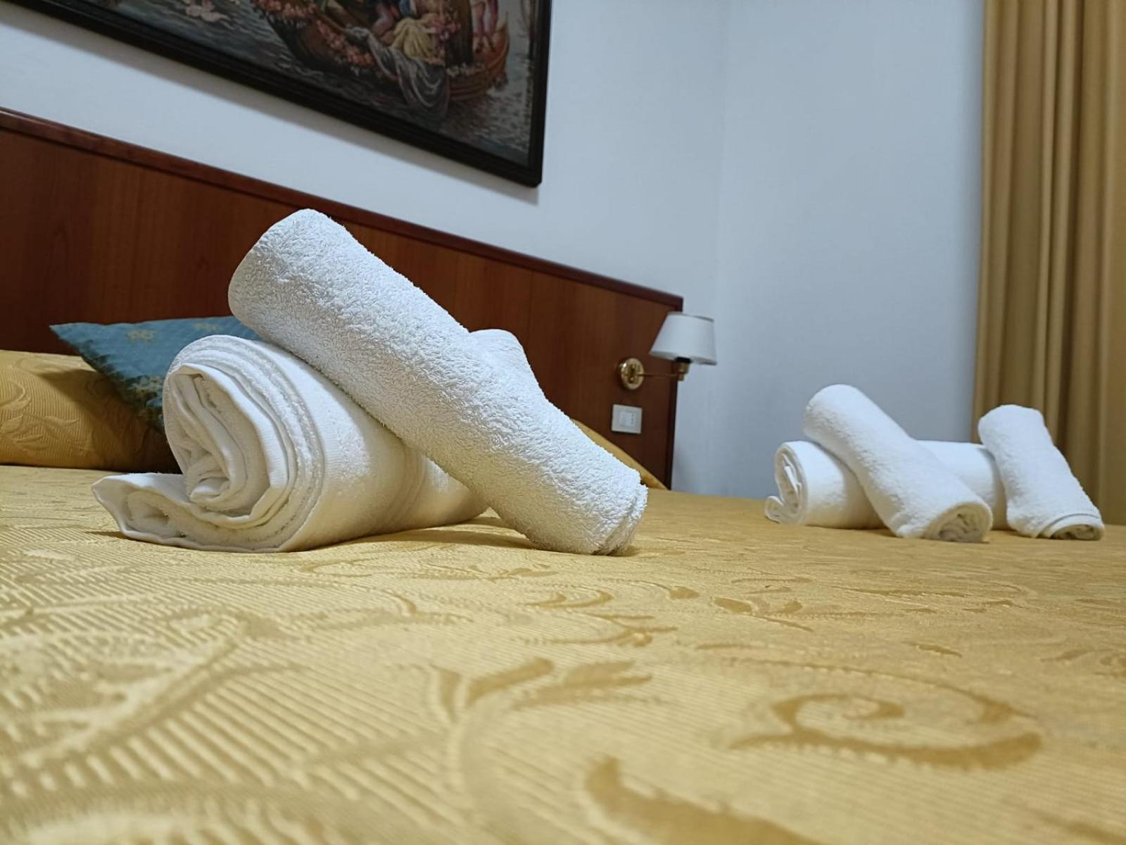 Domus Cesena Hotell Eksteriør bilde