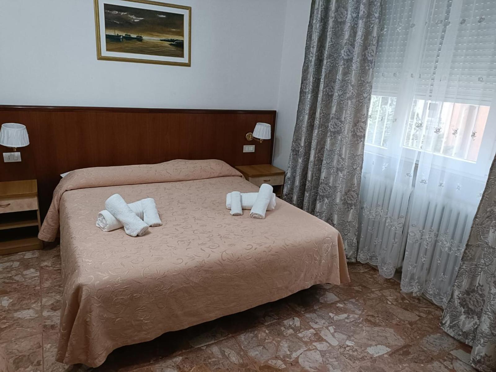 Domus Cesena Hotell Eksteriør bilde